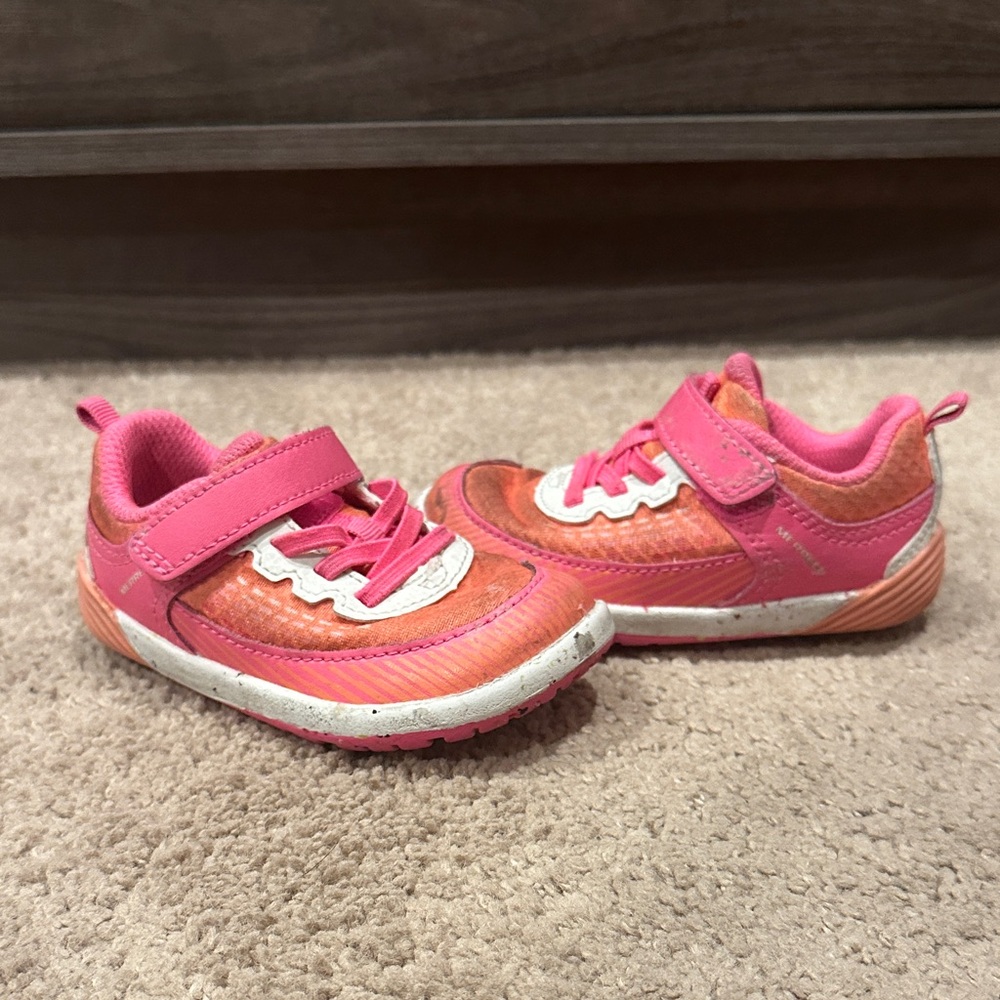 Merrell Bare Steps 6.5T Kids Pink and Orange Sneakers